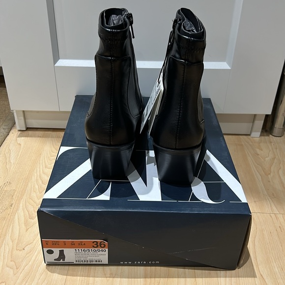 Zara Black Leather Square Toe Boots in Size 6 - Picture 3 of 7